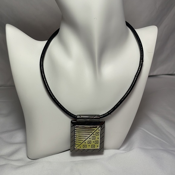 Aztec Pendant Choker and Earrings Jewelry Set - Picture 2 of 4